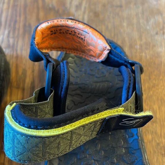 Nike Air Deshütz - Sig Zane - Picture 5 of 16